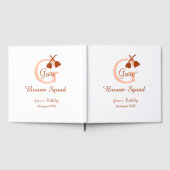Brown broom Squad Geburtstagsname Pfirsichmonogram Gästebuch (Voll)
