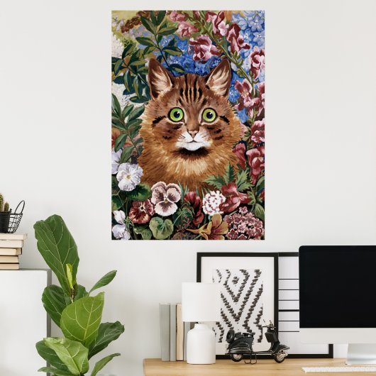 Brown Cat in Garden Poster Print (Heimbüro)