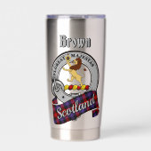 Brown Clan Badge & Tartan Thermobecher (Vorderseite)