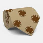Brown Clover Ribbon von Kenneth Yoncich Krawatte (Gerollt)