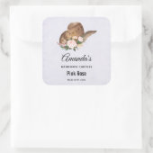 Brown Cowgirl Hut mit rosa Blume Candle Biz Quadratischer Aufkleber (Tasche)