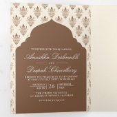 Brown Cream Ikat auf einer indischen Hochzeit Dreifach Gefaltete Einladung (Innen Erste Seite)