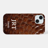 Brown Crocodile Leather Monogram iPhone 15 Hülle (Rückseite (Horizontal))