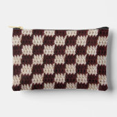 Brown Ecru Checkered Pattern Artisan Crochet Print Zubehörtasche (Vorderseite)