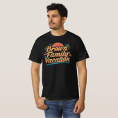 Brown Family Vacation Personalized Scenic Travel T-Shirt (Vorne ganz)