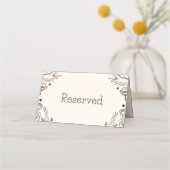 Brown Floral Wedding Theme Platzkarte (Vorderseite)