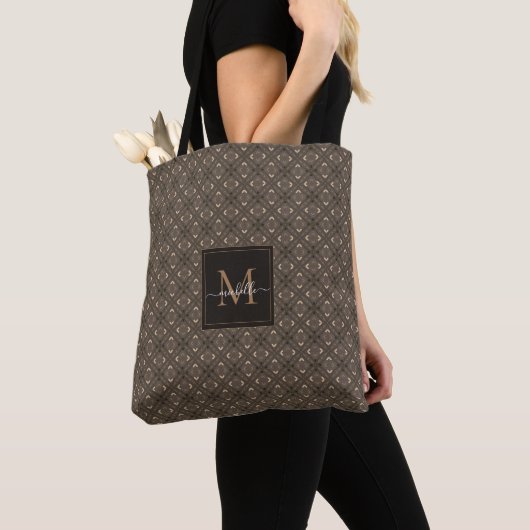 Brown Geometrie Batik Muster Monogramm Tasche (Von Nahem)