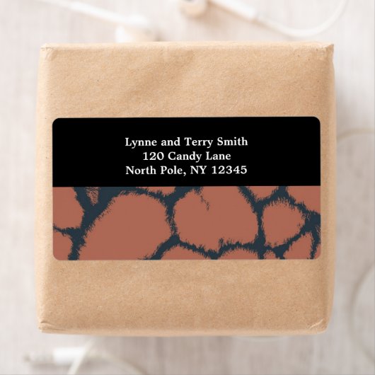 Brown Giraffe Fur Pattern (Insitu)