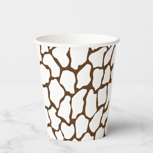 Brown Giraffe Pattern – Minimal Animal Print Pappbecher (Rückseite)