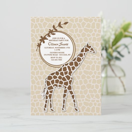 Brown-Giraffen-Einladung Einladung (Stehend Vorderseite)