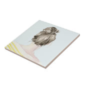 Brown Hair Top Knot Bun Fliese (Seite)