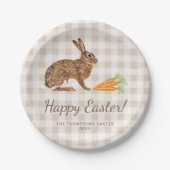 Brown Hare And Carrots Happy Easter Beige Gingham Pappteller (Vorderseite)