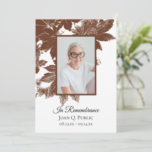 Brown Herbstlaubs Beerdigungsdienst Programm (Stehend Vorderseite)