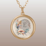 Brown hinzufügen erste Blüte Vergoldete Kette<br><div class="desc">Entspannen Sie in dieser zauberhaften Zazzle-Halskette mit einem zarten Blumendesign. Personalisieren Sie es mit Ihrem Initial in braun, um es einzigartig zu machen! Diese Halskette ist perfekt für jeden Anlass, sie verleiht Ihrem Outfit eine Touch von Eleganz und einen farbenfrohen Pop. Es ist eine schöne Art, Ihre Individualität zu feiern...</div>