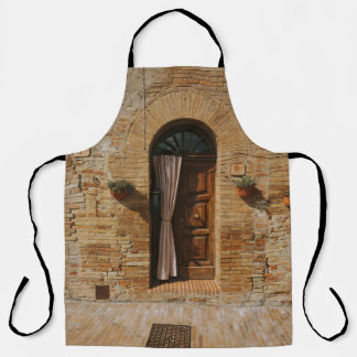 BROWN HOLZTÜR AUF BROWN BRICK WALL SCHÜRZE