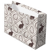 Brown Kariert Oaster Große Geschenktüte (Vorderseite Schrägansicht)