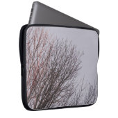 BROWN LEAFLESS BAUM UNTER WEISSER HAUT LAPTOPSCHUTZHÜLLE (Vorne Rechts)