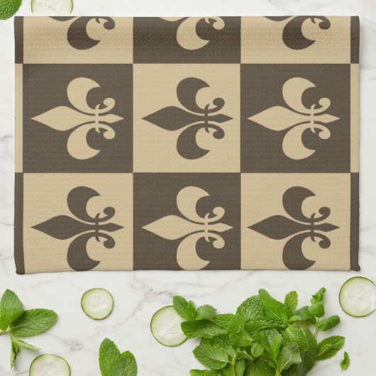 Brown-Lilie Handtuch (Gefaltet)