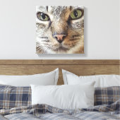 Brown Longhair Tabby Cat Leinwanddruck (Insitu (Schlafzimmer))