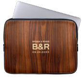 Brown Mahogany Wood Wedding Monogram Laptopschutzhülle (Vorderseite)