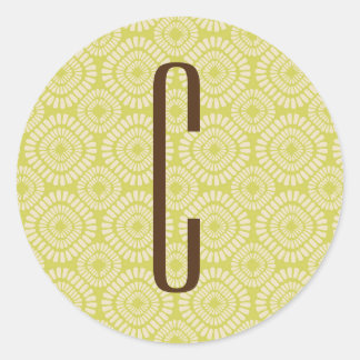 Brown Monogram on Retro Sage Green Pattern Runder Aufkleber