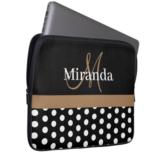 Brown Monogram Schwarz-weiß Polka Dot Laptopschutzhülle (Vorne Rechts)