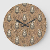 Brown Owl Illustriert Woodland Muster Große Wanduhr (Vorderseite)
