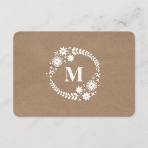 Brown Paper Inspiriert White Wreath Monogram RSVP Karte