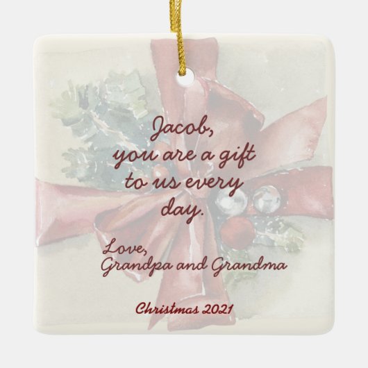 Brown Paper Package with Red & Cream Extravagant B Keramikornament (Vorderseite)