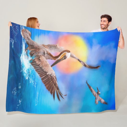 Brown Pelicans SUN KISSED ISLAND #1 Fleece Blanket (Beispiel)