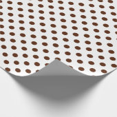 Brown Polka Dot auf weißem Medium Space Geschenkpapier (Ecke)