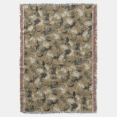 Brown Reptile Camouflage Throw Blanket Decke (Vorderseite Vertikal)