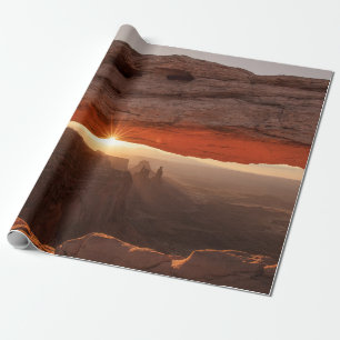 BROWN ROCK FORMATION WÄHREND DES TAGES GESCHENKPAPIER