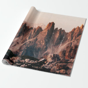 BROWN ROCK FORMATION WÄHREND DES TAGES GESCHENKPAPIER