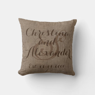 Brown Rustic Burlap-Look Hochzeitssymbol Mit Monog Kissen