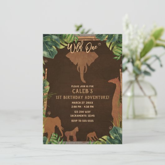 Brown Safari Jungle Zoo Animals WILD EIN 1. Party Einladung (Stehend Vorderseite)