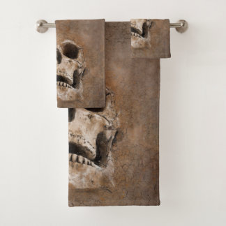 Brown-Schmutz-Schlamm-Wand mit dem Schädel Badhandtuch Set