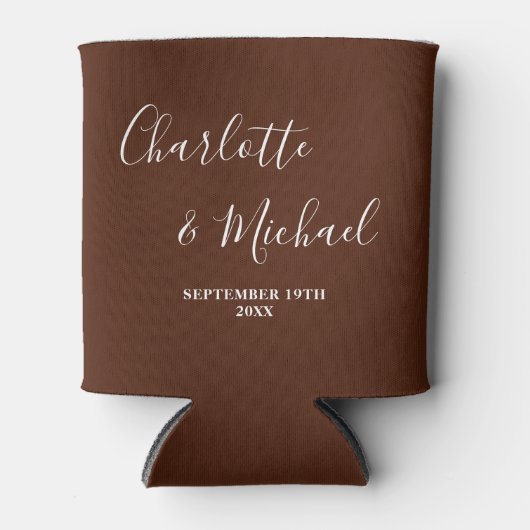 Brown Script Minimalist Wedding Dosenkühler (Vorderseite)