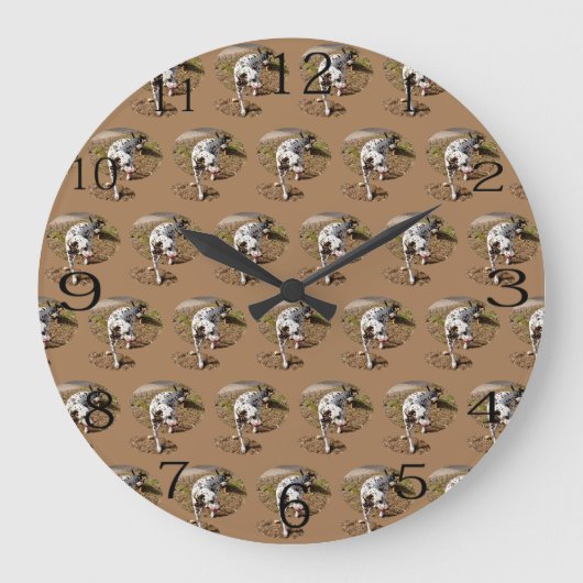 Brown Spotty Dalmatiner, Große Wanduhr (Vorderseite)