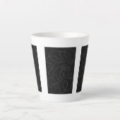 Brown Squiggg Lines Pattern Schwarzes Design Milchtasse (Vorderseite)
