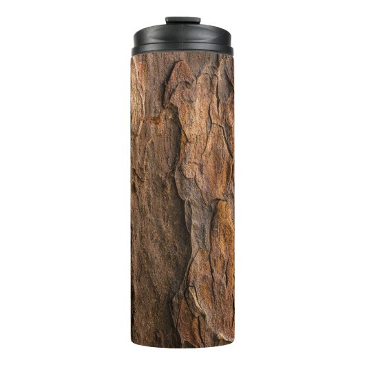Brown tree bark in closeup photography thermosbecher (Vorderseite)
