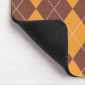 Brown und orange Rauten-Muster Mousepad (Ecke)