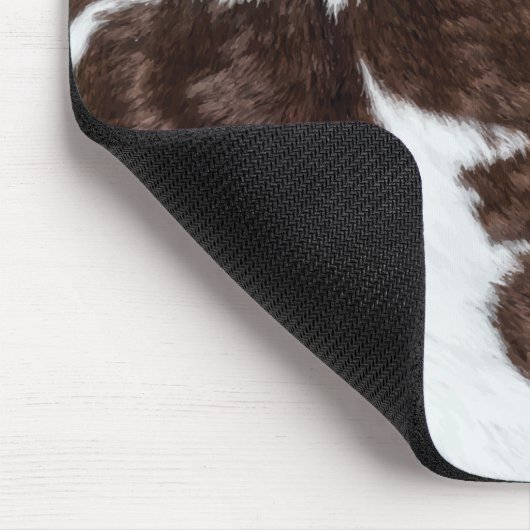 Brown White Gepunktet Imitats Kuh Fur und Leder Mousepad (Ecke)