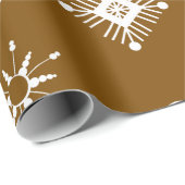 Brown White Snowflakes Pattern Geschenkpapier (Rolleneckpunkt)