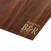 Brown Wood Wedding Monogram Typografy Design Schneidebrett (Ecke)
