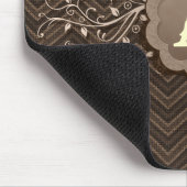 Brown Zickzack auf Leinwand mit Monogramm Mousepad (Ecke)