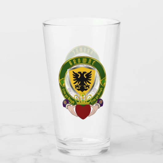 Browne Irish Shield & Claddagh Pint Glas (Rückseite)