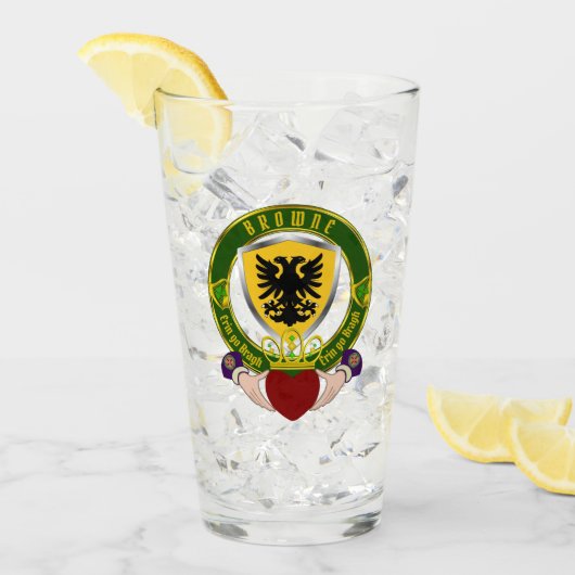 Browne Irish Shield & Claddagh Pint Glas (Vorderseite Ice)