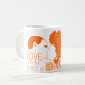 BROWNE LIEBE IN ORANGE KAFFEETASSE (Vorderseite Links)