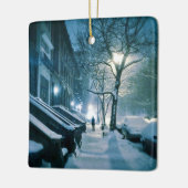 Brownstones bedeckt im Schnee Keramikornament (Links)